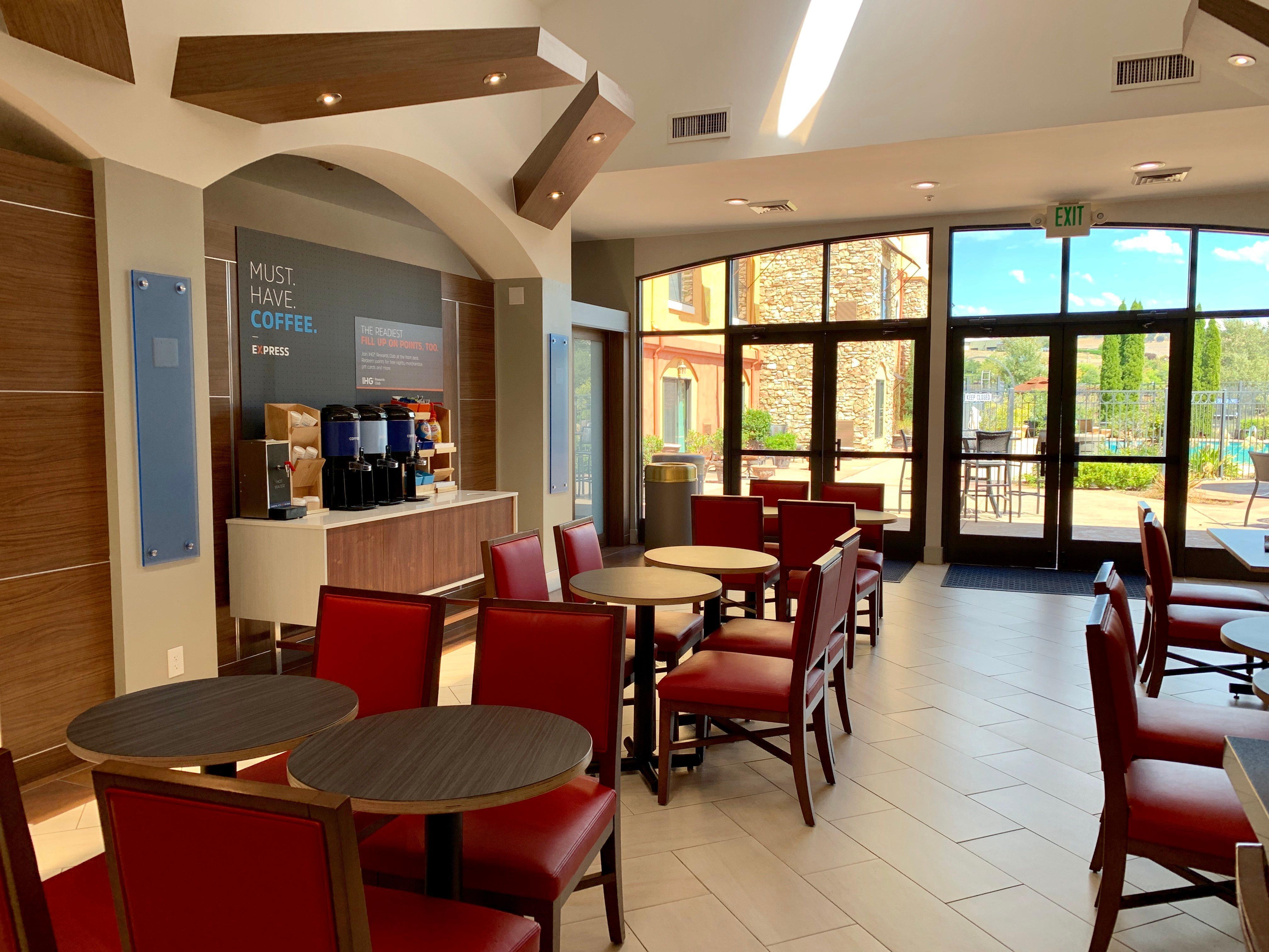 Holiday Inn Express Hotel & Suites El Dorado Hills By Ihg Exterior foto